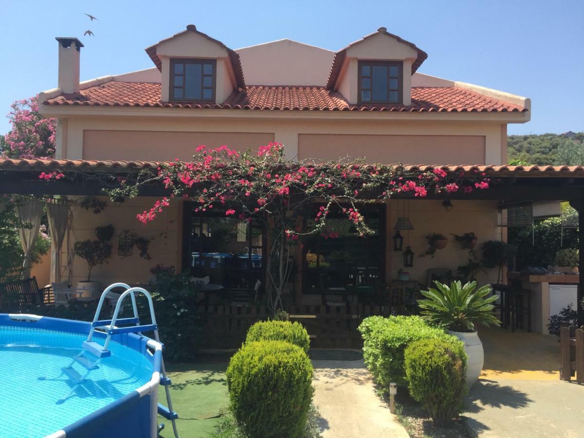 Rafina Great Feeling Villa Exterior foto