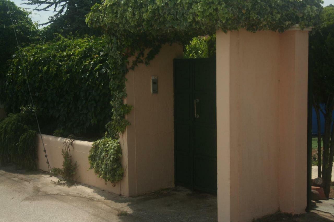Rafina Great Feeling Villa Exterior foto
