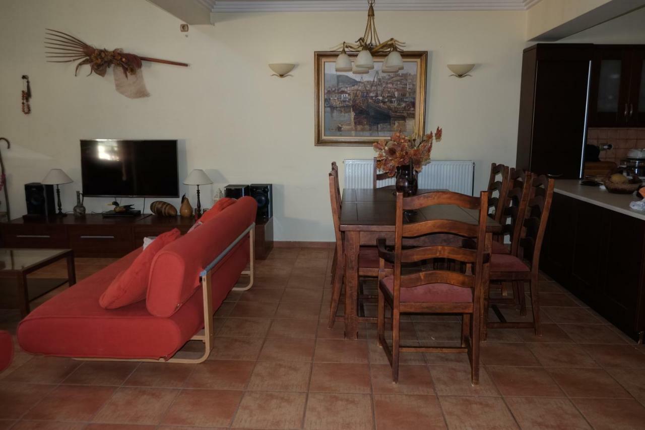 Rafina Great Feeling Villa Exterior foto